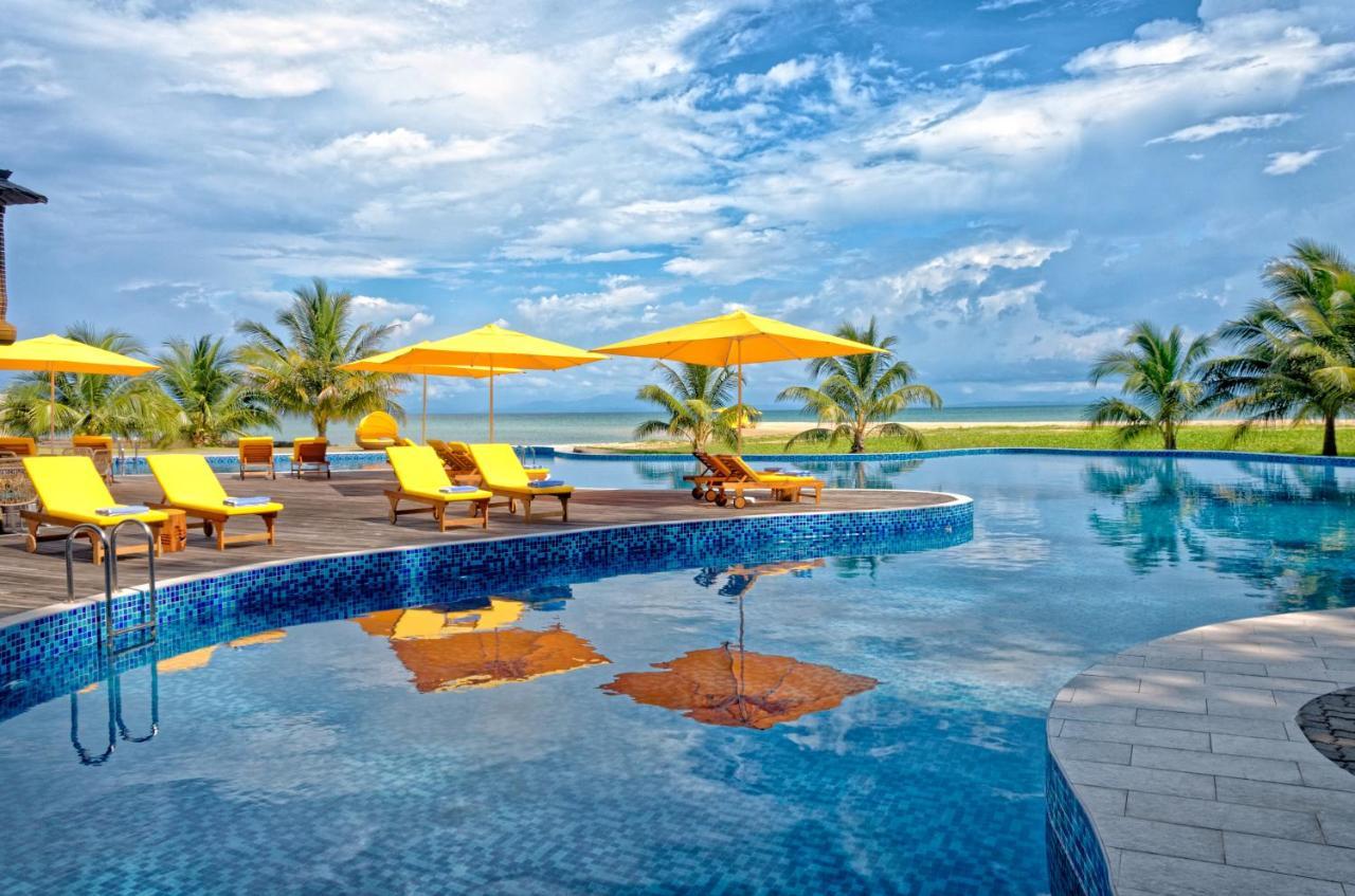 Borneo Eagle Resort Kota Kinabalu Bagian luar foto