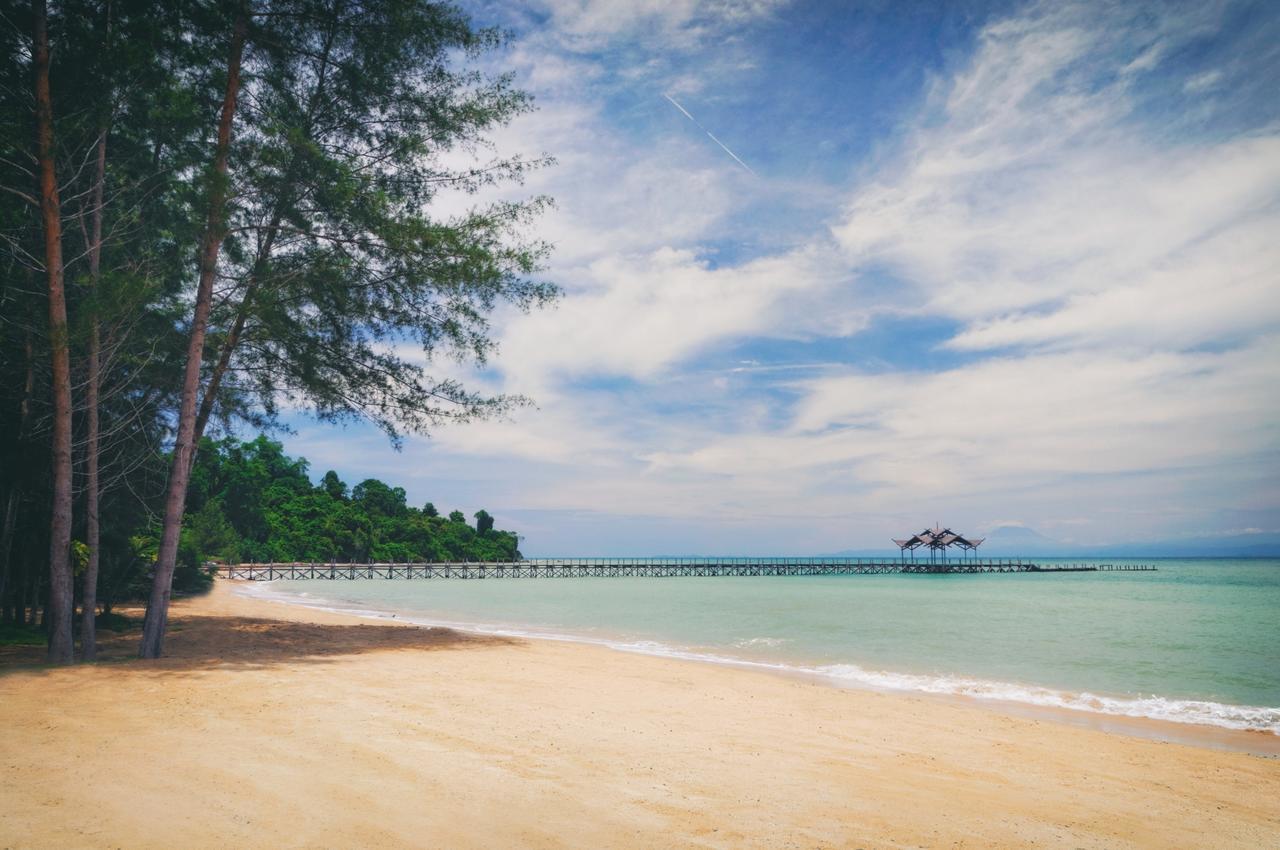 Borneo Eagle Resort Kota Kinabalu Bagian luar foto